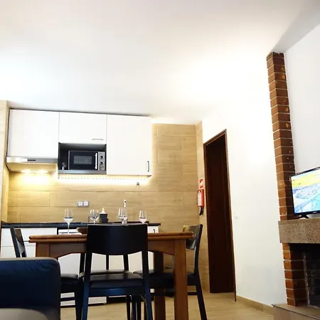 Apartment A Antiga Adega 2 *